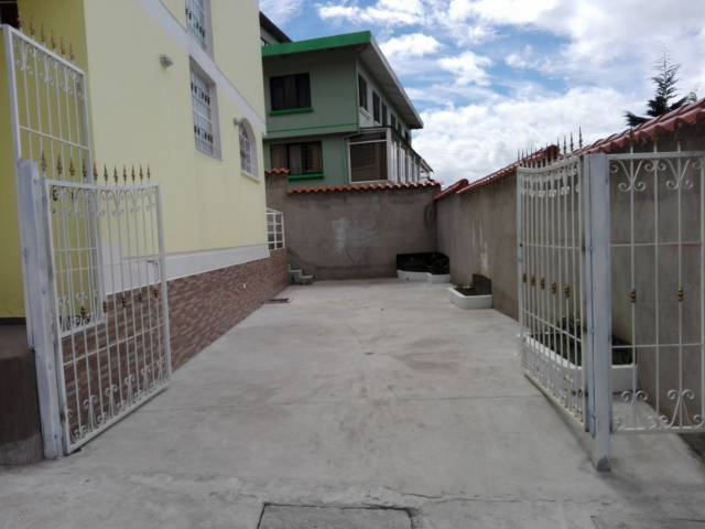 VENDO CASA POR ESTRENAR - SAN JOSE DE CONOCOTO