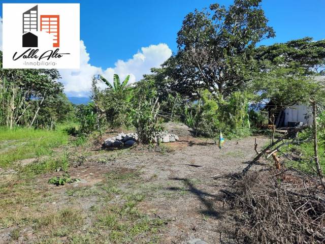 TERRENO AMPLIO CERCA DE LA PLAZA TIWINTZA EN MACAS.