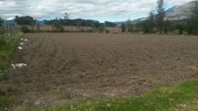 Terreno en Atuntaqui