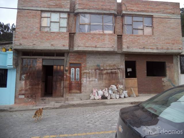 CASA EN OBRA NEGRA EN TERRENO DE 260M2 EN OTAVALO