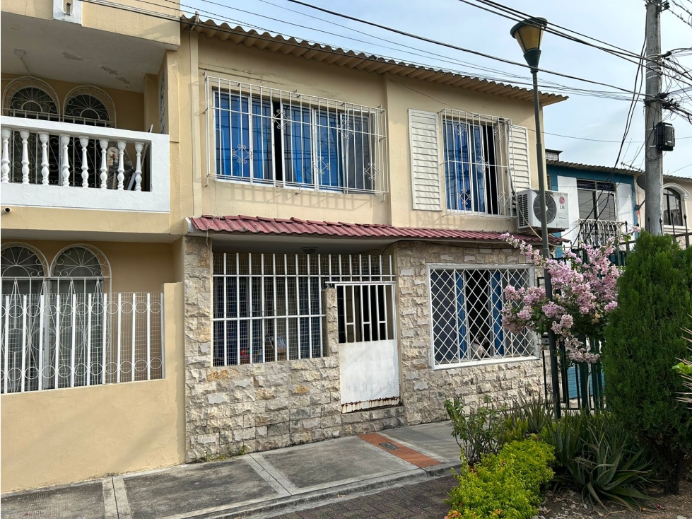 VENDO CASA PRADERA 2