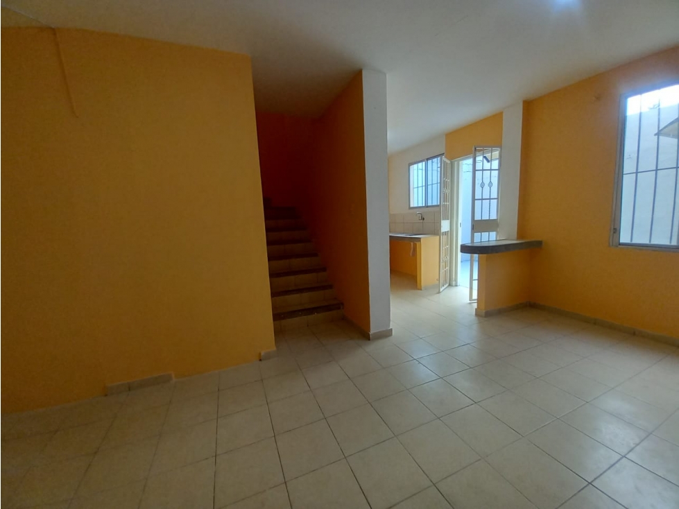 VENDO CASA EN MUCHO LOTE 2