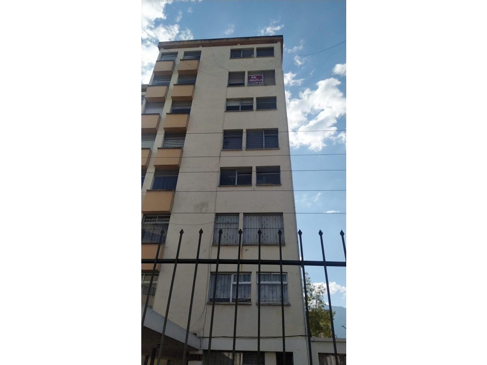 SE ALQUILA DEPARTAMENTO FULL AMOBLADO EN QUITO SECTOR LA MARISCAL