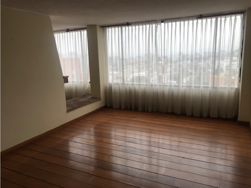 VENTA DEPARTAMENTO QUITO TENIS 277 M2 3 DORMITORIOS 3 ESTACIONAMIENTOS