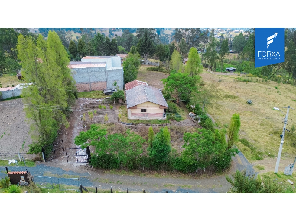 Amplio Terreno en Venta con Casa, Sector Baguanchi, Cuenca