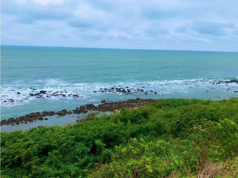 Construye la casa de tus Sueños frente al Mar en Canoa