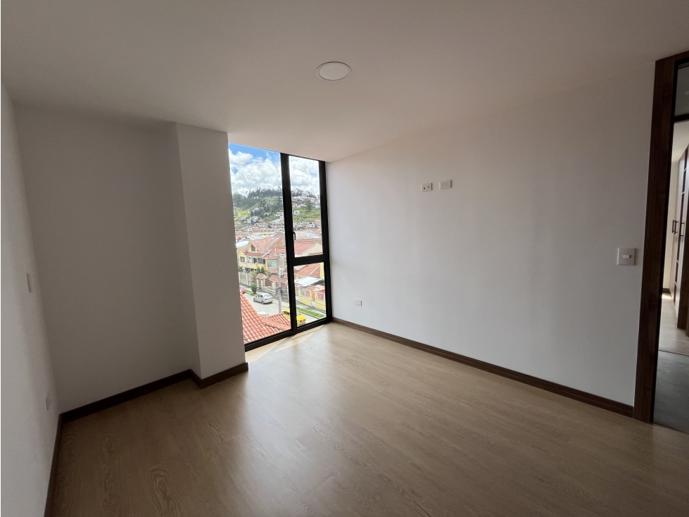 Venta de Departamento, Cuenca, Edificio San Francisco, 68m²