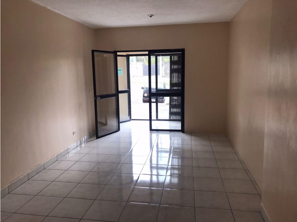 El Condado, Local, 55 m2, 3 ambientes, 1 baño, 1 parqueadero