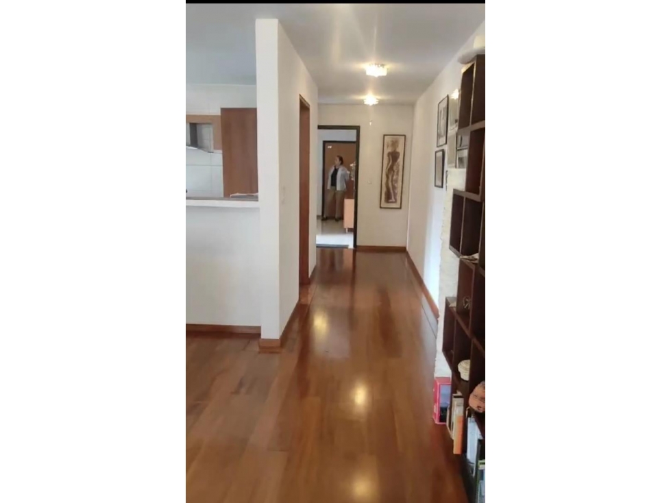 Venta Suite 100m2 González Suárez $145,000