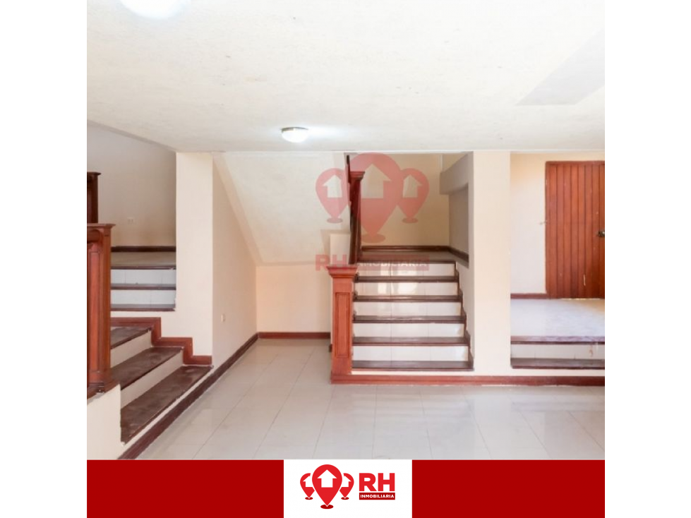 CASA  DE 5 HABITACIONES EN VENTA EN UNIORO, MACHALA #JXHT