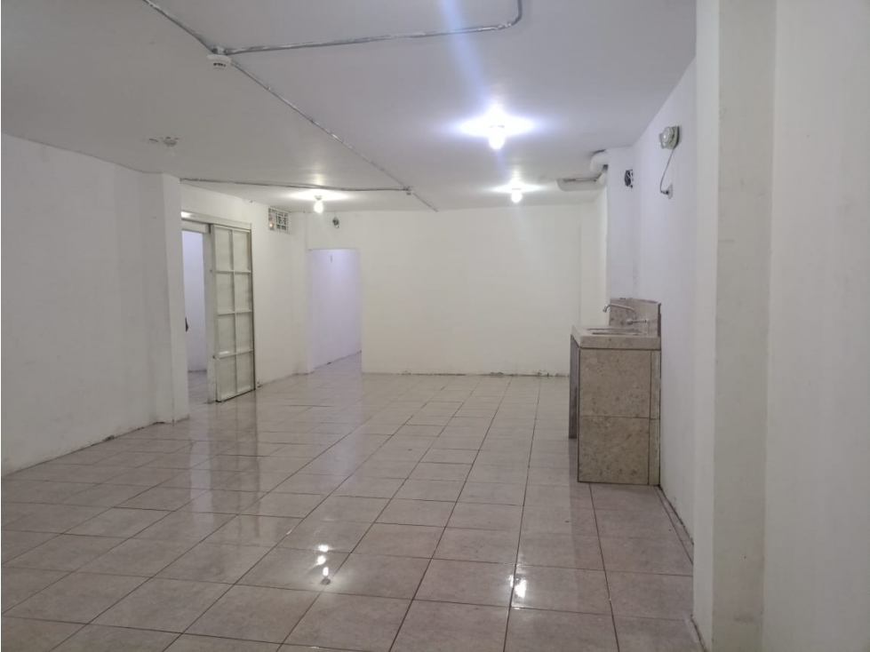 Venta casa a 2 cuadras de la Av. Domingo Comín Cdla. Floresta