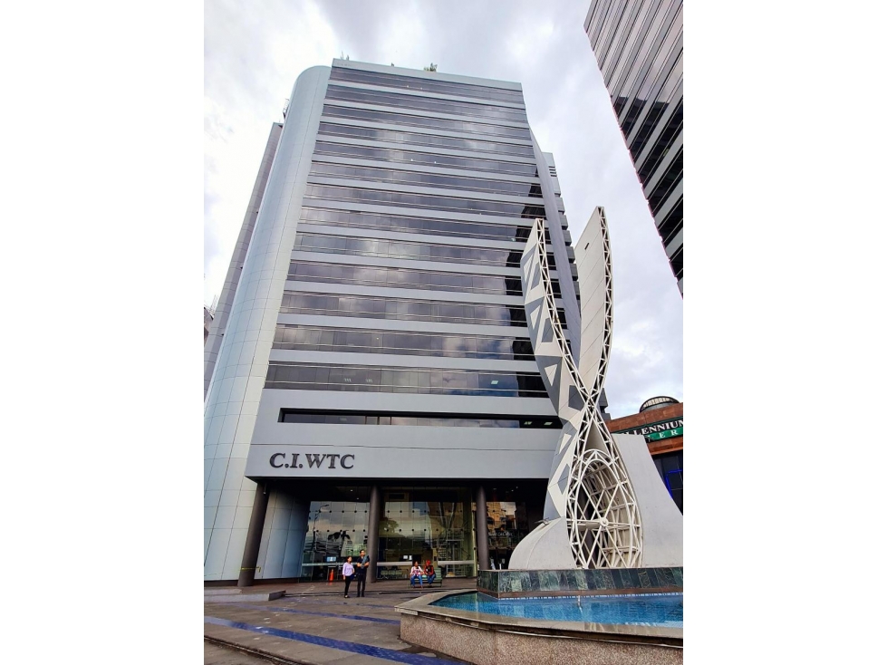 Kennedy norte World Trade Center Venta oficina de 423 m2