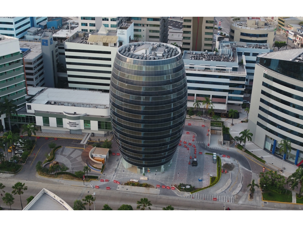 NORTE DE GUAYAQUIL, EDIFICIO 100 BUSINESS PLAZA oficina 41 m2