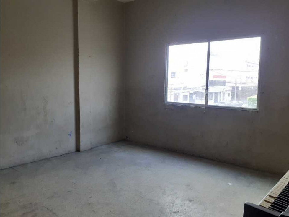 Se vende Casa esquinera Rentera en la 13ava y Maldonado